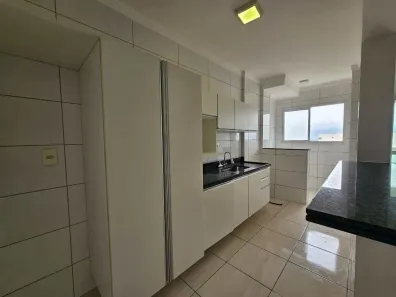 Apartamento com 2 Quartos para alugar, 75m² no Guilhermina, Praia Grande