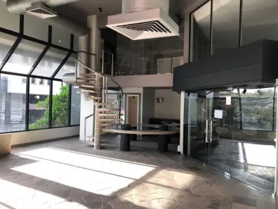 Ponto Comercial para alugar, 110m² no Três Figueiras, Porto Alegre