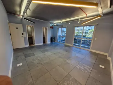 Sala Comercial à venda, 45m² no Vila Olímpia, São Paulo