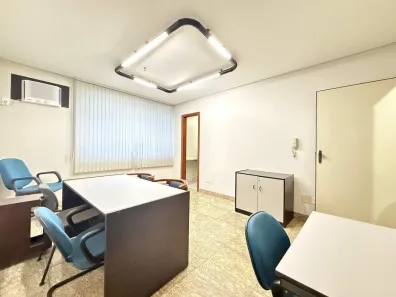 Sala Comercial à venda, 30m² no Lourdes, Belo Horizonte