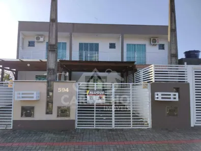 Sobrado com 2 Quartos para alugar, 77m² no Itacolomi, Balneário Piçarras
