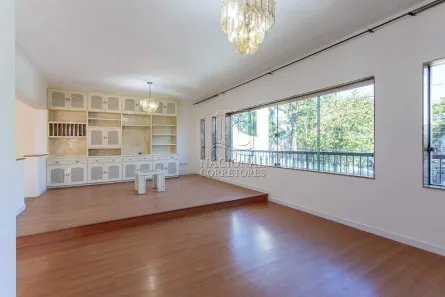 Sobrado com 3 Quartos para alugar, 253m² no Bangú, Santo André