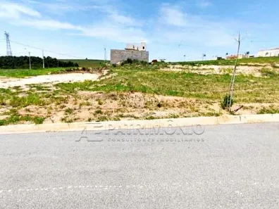 Lote/Terreno à venda, 272m² no Terras de São Francisco, Salto de Pirapora