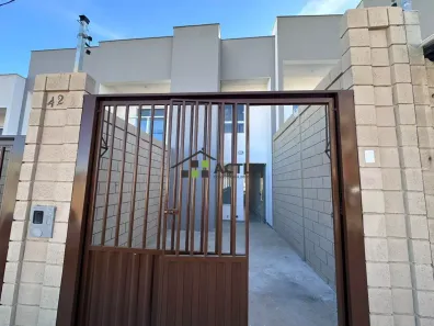 Casa com 2 Quartos à venda, 85m² no Novo Barreirinho, Ibirité