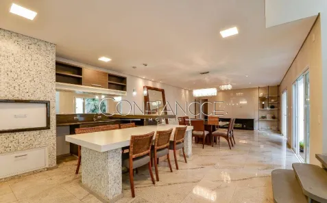 Casa com 4 Quartos à venda, 251m² no Rebouças, Curitiba