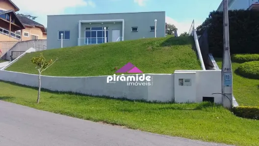 Casa de Condomínio com 3 Quartos para alugar, 350m² no Condomínio Residencial Mirante do Vale, Jacareí