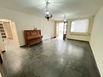Casa com 5 Quartos para alugar, 360m² no Santo Antônio, Belo Horizonte