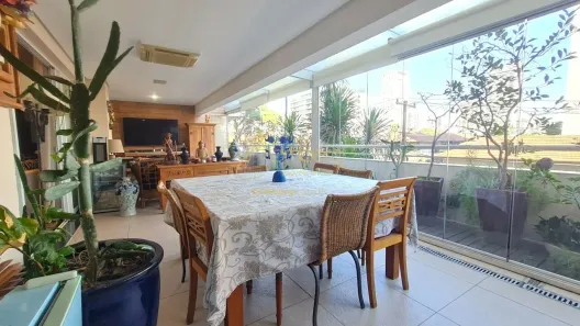 Apartamento com 3 Quartos para alugar, 175m² no Cidade Monções, São Paulo