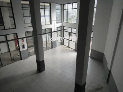 Ponto Comercial para alugar, 270m² no Santa Catarina, Caxias do Sul