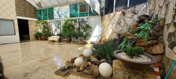 Ponto Comercial à venda, 689m² no Anhanguera, Goiânia