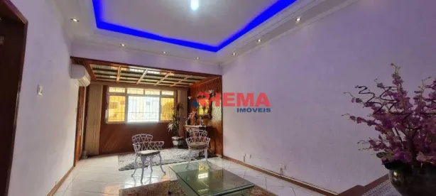 Casa com 3 Quartos à venda, 300m² no Marapé, Santos