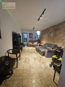 Casa com 3 Quartos à venda, 180m² no Vila Universitária, São Paulo
