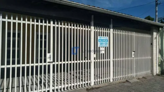 Casa com 3 Quartos para alugar, 150m² no Jardim Santa Maria, Jacareí