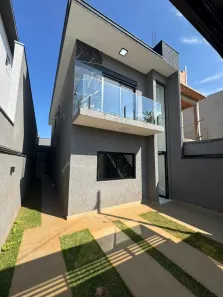 Casa de Condomínio com 3 Quartos para alugar, 135m² no Villas do Jaguari, Santana de Parnaíba