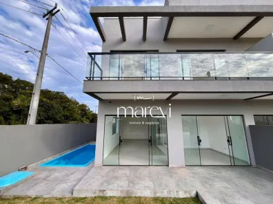Sobrado com 3 Quartos à venda, 116m² no Guaratuba, Guaratuba