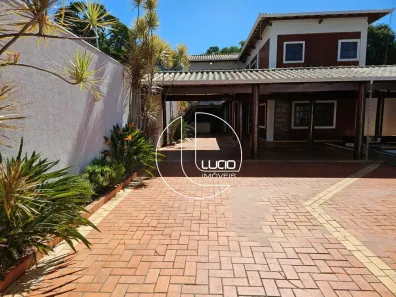 Sobrado com 3 Quartos à venda, 321m² no Jundiaí, Anápolis