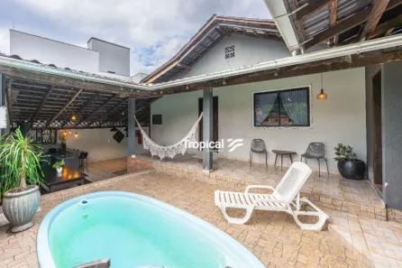 Casa com 3 Quartos à venda, 182m² no Itoupavazinha, Blumenau