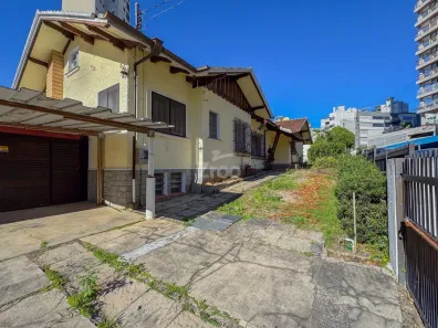 Casa com 3 Quartos para alugar, 360m² no Bom Retiro, Blumenau