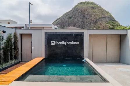 Casa com 4 Quartos à venda, 237m² no Vargem Pequena, Rio de Janeiro