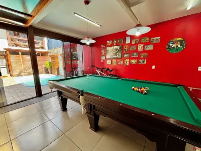 Sobrado com 4 Quartos à venda, 220m² no São José, Canoas