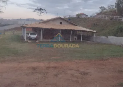 Fazenda/Sítio com 2 Quartos à venda, 3000m² no , Paraisópolis