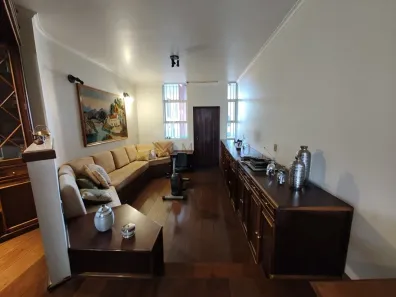 Casa com 3 Quartos para alugar, 338m² no Centro, Bauru