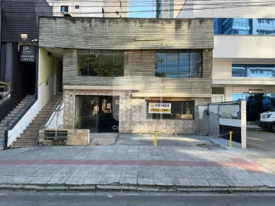 Lote/Terreno à venda, 220m² no Centro, Florianópolis