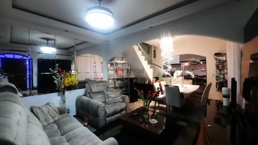 Sobrado com 3 Quartos à venda, 250m² no Jardim Porteira Grande, São Paulo