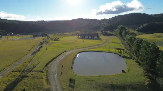 Fazenda/Sítio com 15 Quartos à venda, 630000m² no Centro, Rancho Queimado