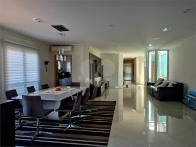 Sobrado com 3 Quartos à venda, 565m² no Parque Peruche, São Paulo
