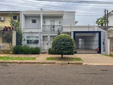 Sobrado com 3 Quartos à venda, 189m² no Jardim Bela Vista, Maringá