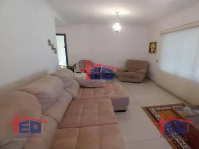 Sobrado com 3 Quartos à venda, 217m² no Vila Yara, Osasco