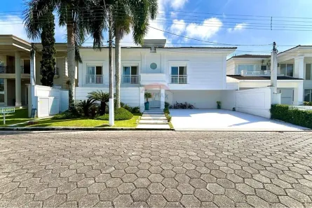 Casa de Condomínio com 6 Quartos à venda, 657m² no Jardim Acapulco, Guarujá