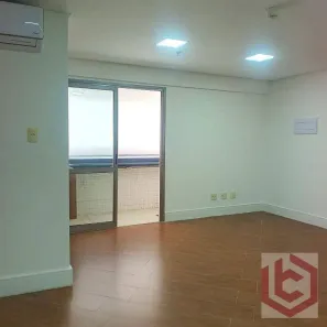 Sala Comercial à venda, 44m² no Marapé, Santos