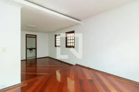 Casa com 3 Quartos à venda, 300m² no Campo Belo, São Paulo