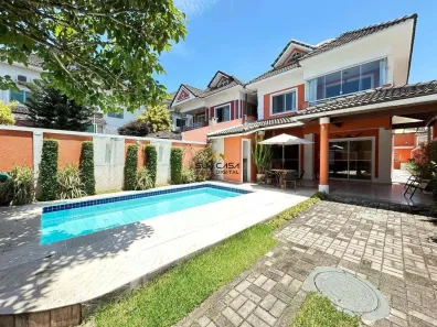 Casa de Condomínio com 3 Quartos à venda, 280m² no Recreio dos Bandeirantes, Rio de Janeiro