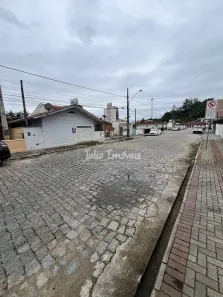 Lote/Terreno à venda, 340m² no Centro II, Brusque
