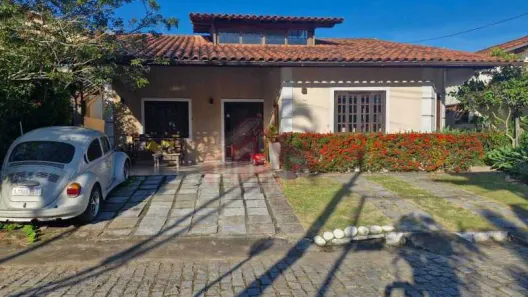 Casa de Condomínio com 4 Quartos à venda, 270m² no Badu, Niterói