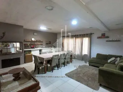 Casa com 4 Quartos à venda, 259m² no Passo da Areia, Porto Alegre