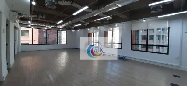 Sala Comercial à venda, 100m² no Vila Olímpia, São Paulo