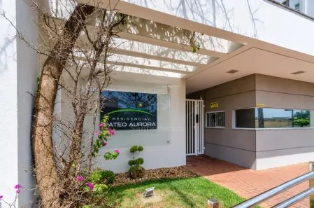 Apartamento com 2 Quartos para alugar, 65m² no Aurora, Londrina