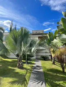 Casa com 4 Quartos à venda, 413m² no Jardim Karaíba, Uberlândia