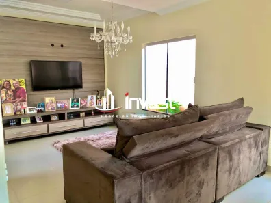 Casa com 4 Quartos à venda, 180m² no Vila São Vicente, Uberaba
