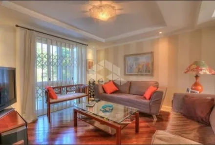 Casa de Condomínio com 4 Quartos para alugar, 344m² no Ipanema, Porto Alegre