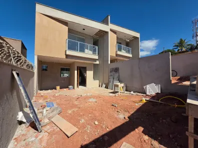 Casa com 3 Quartos à venda, 104m² no São Francisco, Serra