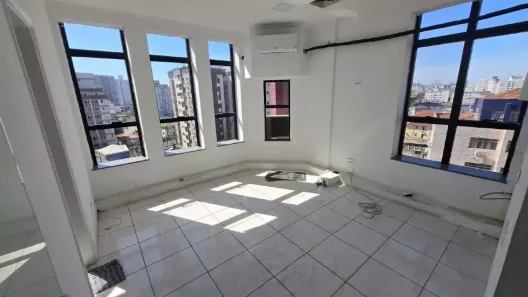 Ponto Comercial à venda, 44m² no Embaré, Santos