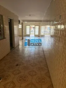 Casa com 3 Quartos para alugar, 200m² no Carandiru, São Paulo