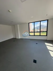 Sala Comercial para alugar, 39m² no Centro, Caraguatatuba