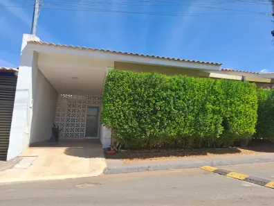 Casa com 3 Quartos à venda, 130m² no Capuava, Goiânia