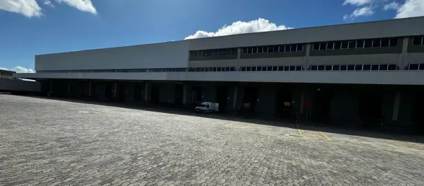 Galpão/Depósito/Armazém para alugar, 2000m² no Jardim Limoeiro, Serra